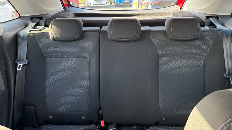 Vauxhall Crossland 1.2 Design 5dr Petrol Hatchback